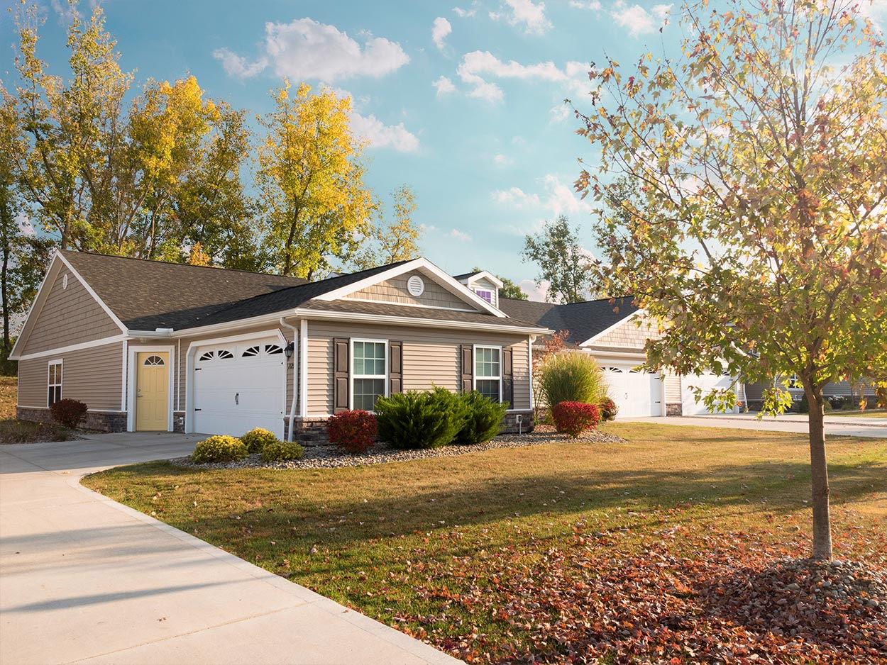 Redwood Living: Exterior